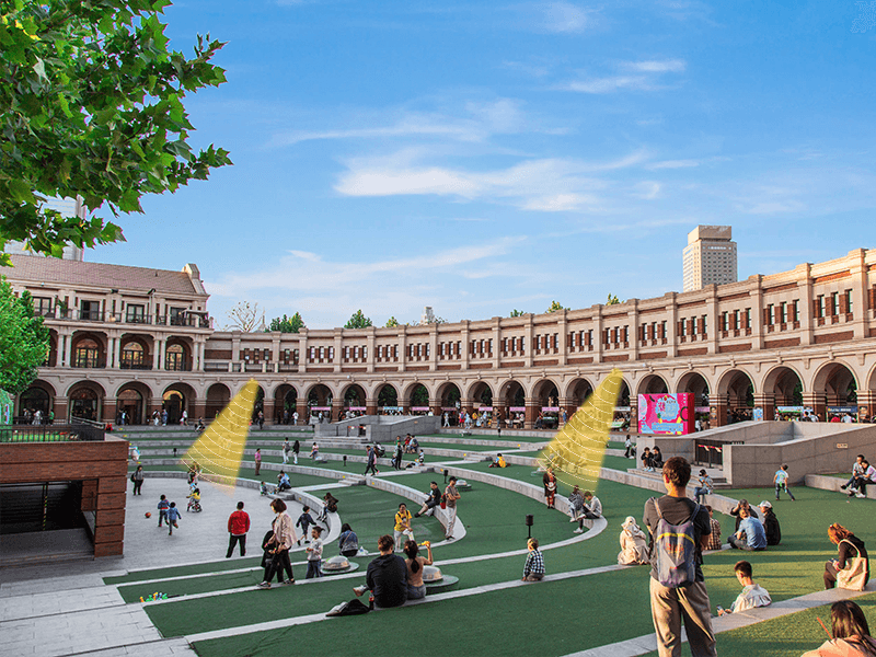 旅游景區(qū)、公共廣場、公園、公共交通站點(diǎn)等場景使用定向音箱