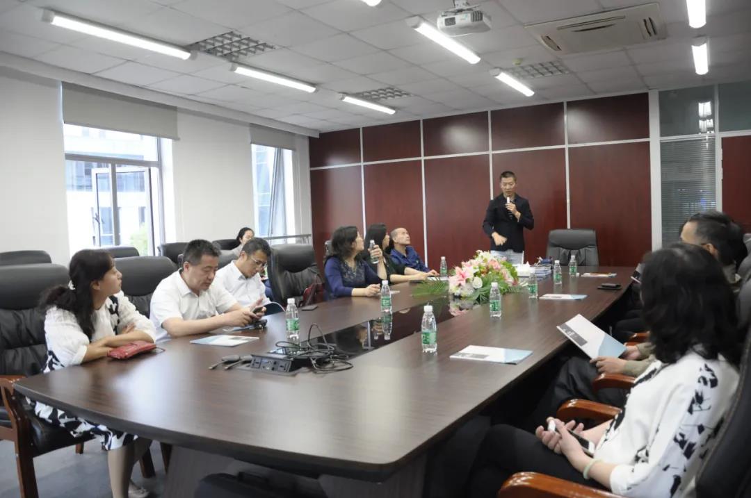 虎丘區政協社事委全體委員參觀視察清聽聲學